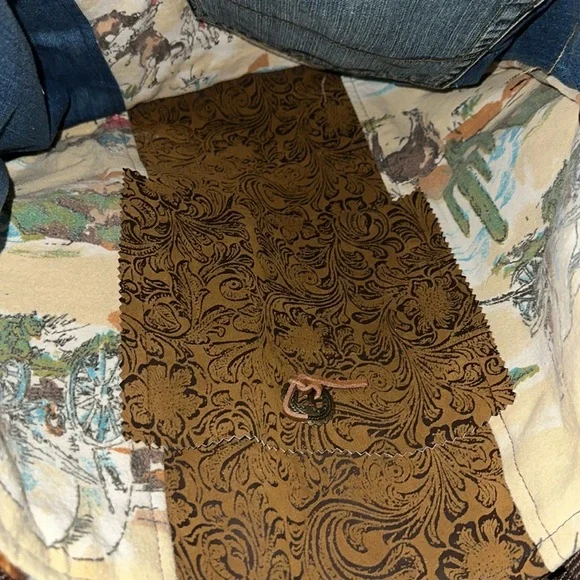 Western Brown and Blue Horse Print Tote Bag - Picture 6 of 9